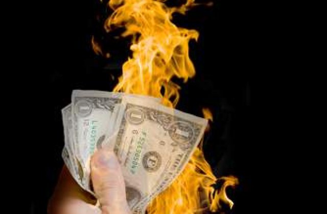 Ministerul Muncii arunca 140.000 lei ca sa afle ce profil de politician prefera romanii