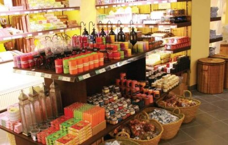 Inflatia a scazut la 0,04% in martie; rata anuala a ajuns la 5,25%