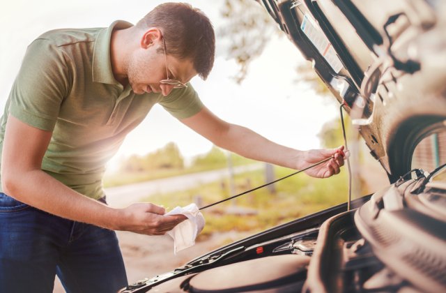 Cele mai frecvente greșeli care reduc durata de viață a mașinii tale
