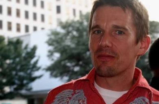 Mesajul Madonnei cu privire la discriminarea romilor, laudat de Ethan Hawke