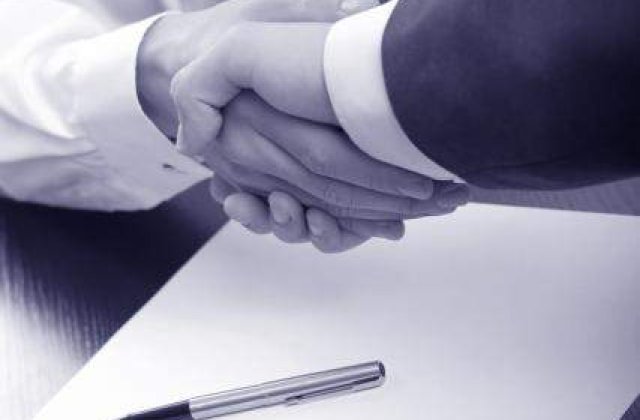 Tranzactie-record pe online