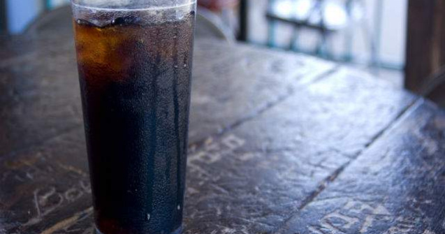  Top  Ce se intampla cu corpul tau dupa ce consumi un pahar de cola?