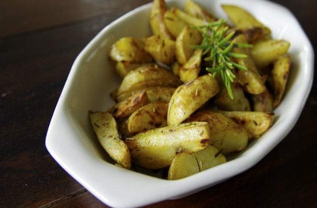 Sondaj: Mancarea de post este mai costisitoare