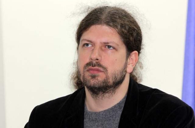 Remus Cernea vrea parteneriat civil pentru homosexualii din Romania
