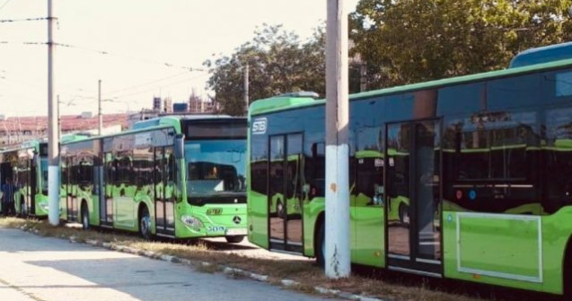 Orban vrea transport în siguranță pentru elevi și cere retragerea licențelor: „Nu poți să îngramădești elevii. E nerușinare”