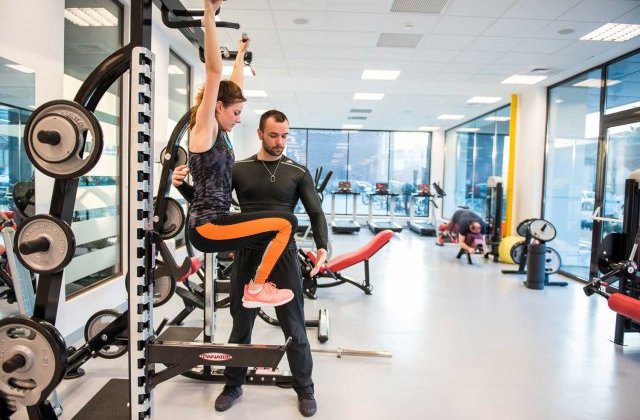 Sălile de sport, singurele care mai activează în perioadă de pandemie