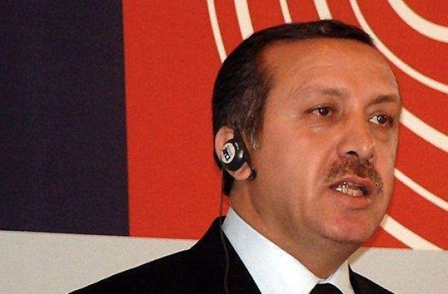 Turcia inflamata: Premierul nu vrea sa isi faca vaccinul contra gripei porcine