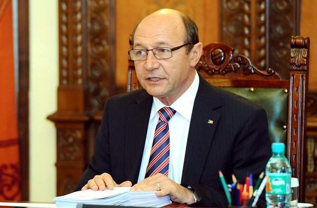 Presedintele Basescu, implicat intr-un accident rutier usor pe DN1