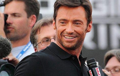 Hugh Jackman, amenintat cu un aparat de ras electric