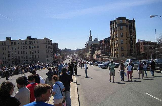 [VIDEO] Atentat terorist in SUA: Explozii in timpul maratonului din Boston