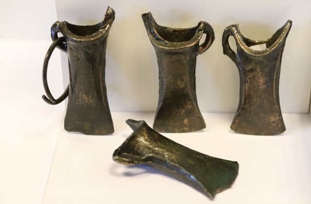 Doi bărbați din Turda au descoperit un tezaur cu 21 de piese din epoca bronzului