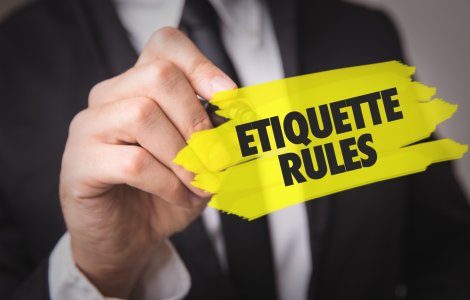  Top  6 reguli de etichetă pe care NU trebuie să le neglijezi niciodată