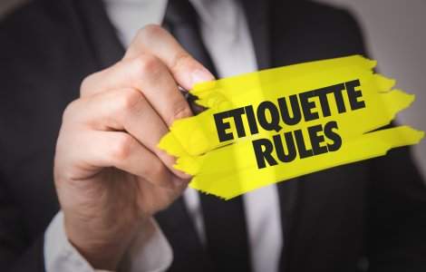  Top  6 reguli de etichetă pe care NU trebuie să le neglijezi niciodată