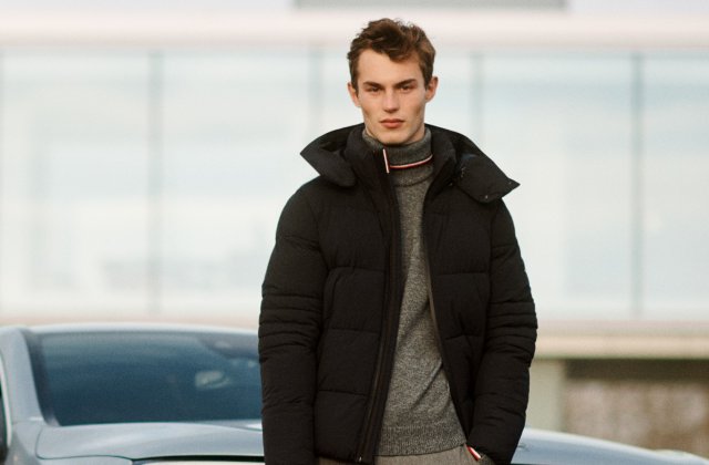 Tommy Hilfiger introduce un twist al sustenabilității &icirc;n colecția capsulă toamna 2020 TommyXMercedes-Benz