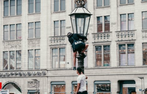 Polonia protestează față de interdicția parțială a avorturilor