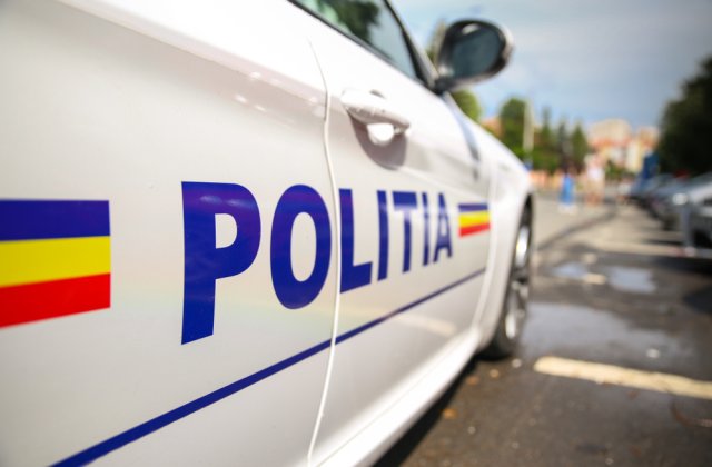 O farmacie din Capitală comercializa ilegal medicamente stupefiante. Polițiștii au făcut percheziții