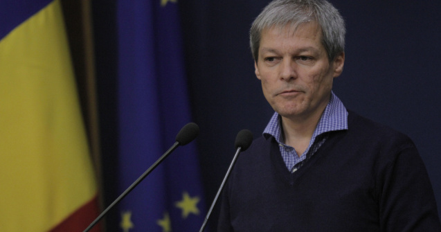 Purtătorul de cuvânt USR-PLUS: Cioloș, un premier mai bun decât Orban