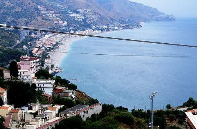 Doua seisme au zguduit Sicilia