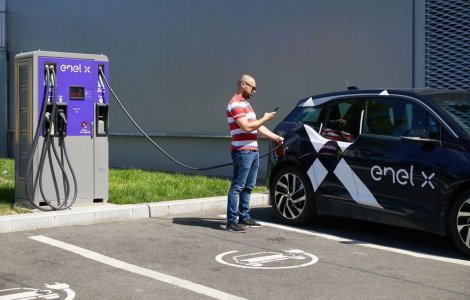 Enel X a instalat peste 60 de puncte de încărcare pentru mașini electrice