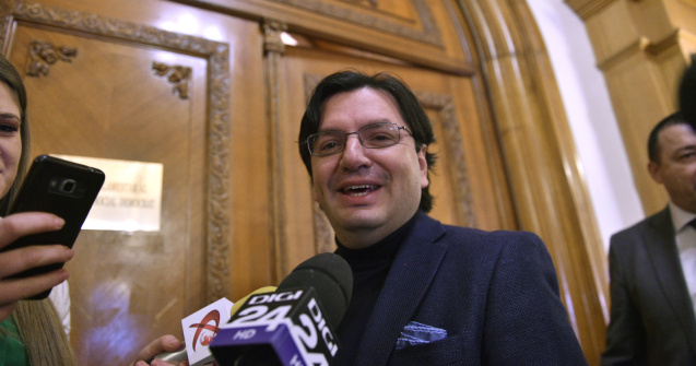 VIDEO Plenul Camerei Deputaților decide dacă îi ridică imunitatea lui Bănicioiu