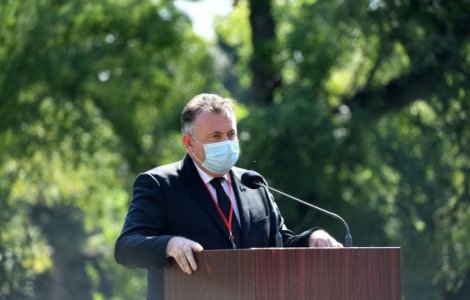 Tătaru le răspunde adversarilor politici: „N-am dat vina pe nicio populație”