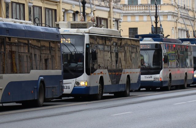 Primăria Capitalei reziliază contractul privind achiziția a 100 de troleibuze noi