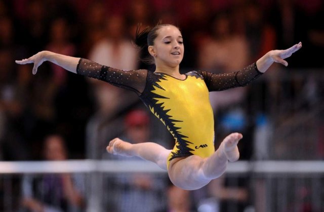 Larisa Iordache a castigat argintul la Campionatele Europene de Gimnastica