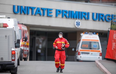 Trei medici din Gorj, internaţi cu Covid-19, au fugit din spital