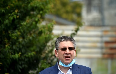 În ședința CSU de luni va fi aprobată prelungirea cursurilor online în Capitală