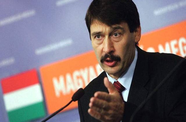 Presedintele ungar a discutat despre autonomia cu lideri ai etnicilor maghiari