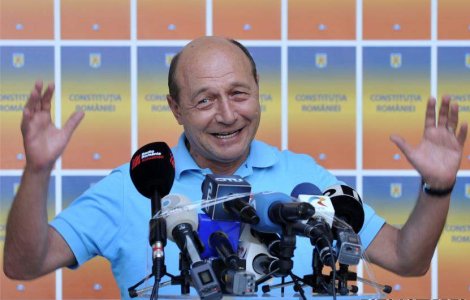 Basescu: Voi promulga azi legea pentru infiintarea ASF