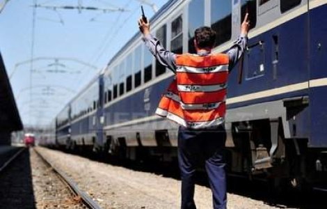 Mersul trenurilor in minivacanta de 1 Mai si Paste