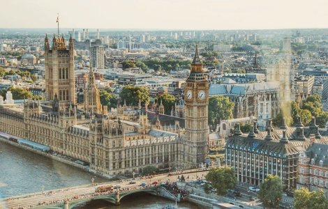 Londonezii profită de ultimele ore de „libertate”