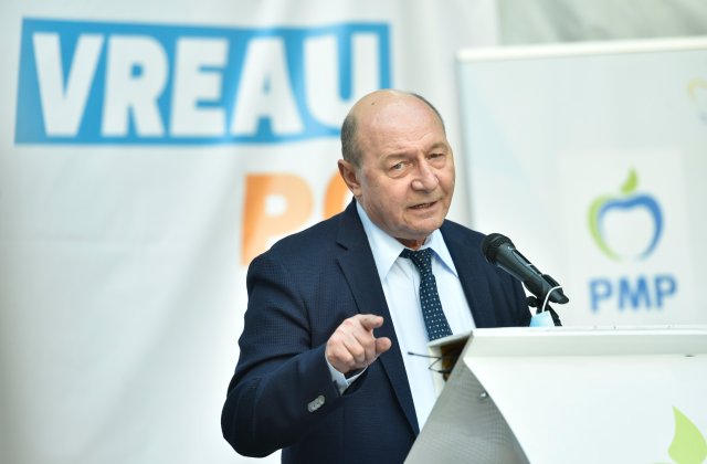 Băsescu, 8 măsuri pentru stoparea pandemiei: &bdquo;Gașca de lătrăi liberali ne minte că totul este bine&rdquo;