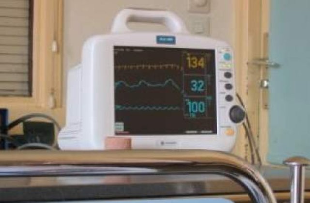 A fost confirmat primul deces al unui roman din cauza gripei porcine