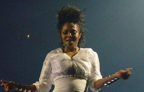 Janet Jackson da startul la American Music Awards