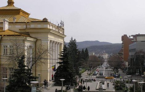 Primarul Ramnicu Valcea, suspectat de luare de mita