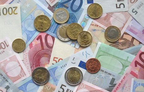 Ponta: 2019 este un obiectiv "destul de realist" pentru euro