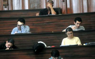 Peste 750 de medici care au...