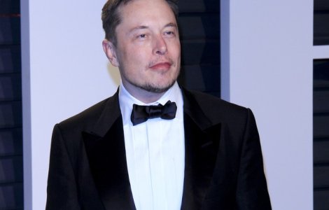 Magnatul Tesla, Elon Musk a lansat propria marcă de tequila