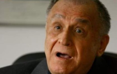 Ion Iliescu, un internaut pasionat
