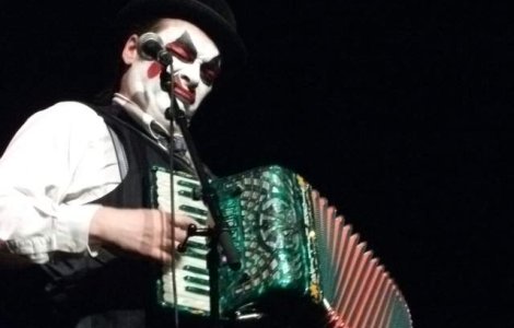 Top  Tiger Lillies: Dark cabaret si controverse