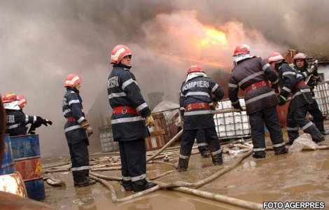 Update: Un mort si patru raniti intr-o explozie in Capitala