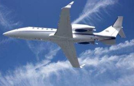 Avion prabusit pe strazile din Los Angeles