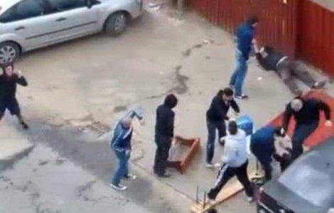 Suporteri ai echipelor Steaua si Rapid, ridicati de Politia Capitalei