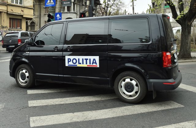 DIICOT și Poliția Română efectuează 386 de percheziţii ce vizează destructurarea unor grupări de criminalitate