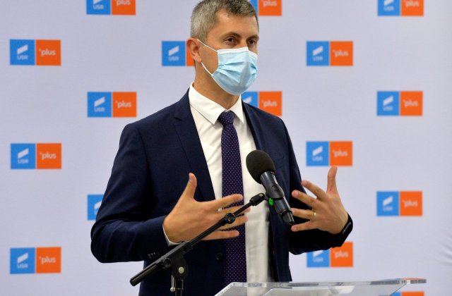 Barna, îndeamnă partidele politice să voteze inițiativa „Fără penali în funcţii publice”