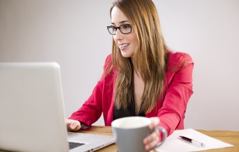 150.000 de români își caută un job. Care sunt cele mai solicitate posturi