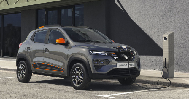 Mașinile electrice și hibride ar putea avea plăcuțe de înmatriculare diferite