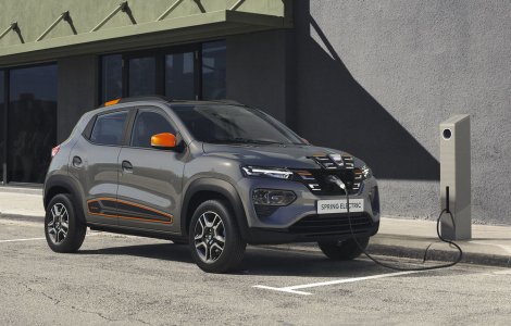 Mașinile electrice și hibride ar putea avea plăcuțe de înmatriculare diferite